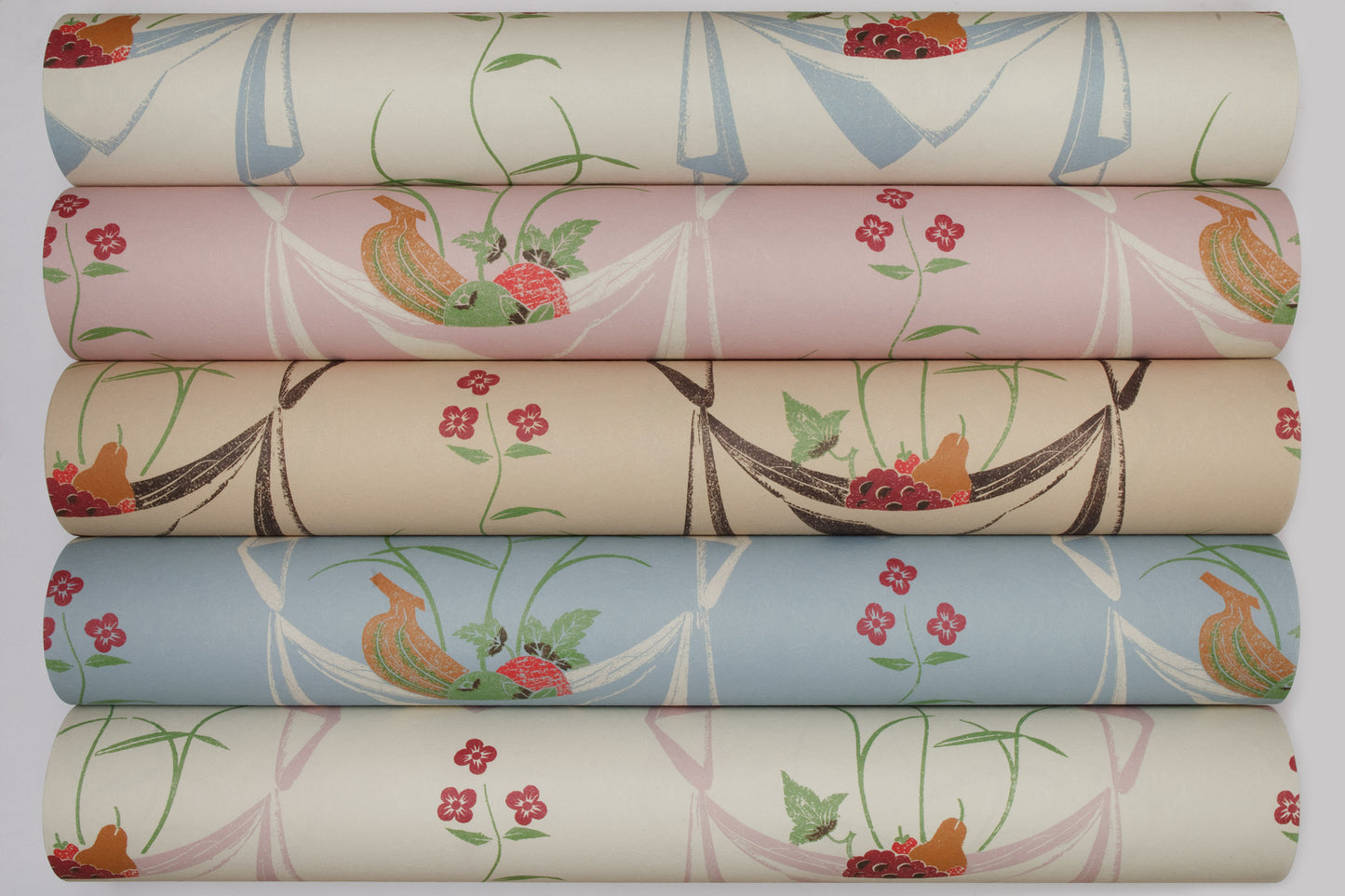 Napkin/Fruit Wallpaper, white/wedgwood